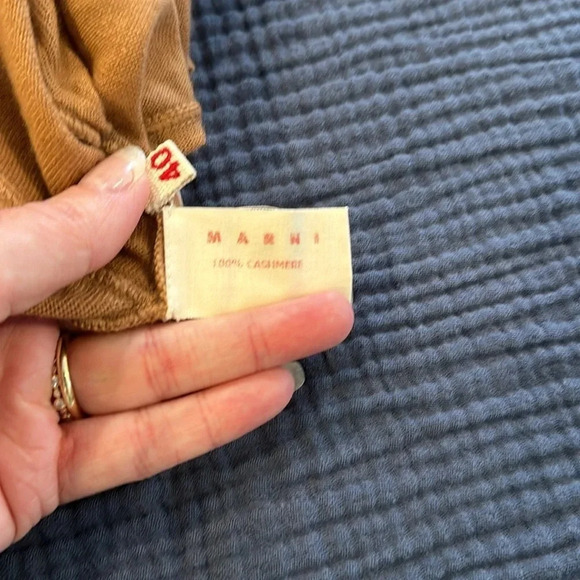 MARNI Women’s 100% Cashmere Short Sleeve Brown light weight Sweater Size 40 - Picture 8 of 10